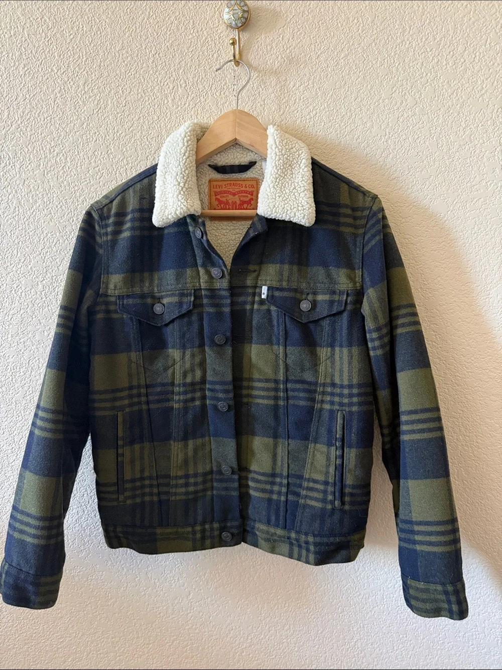 Levis stylish olive